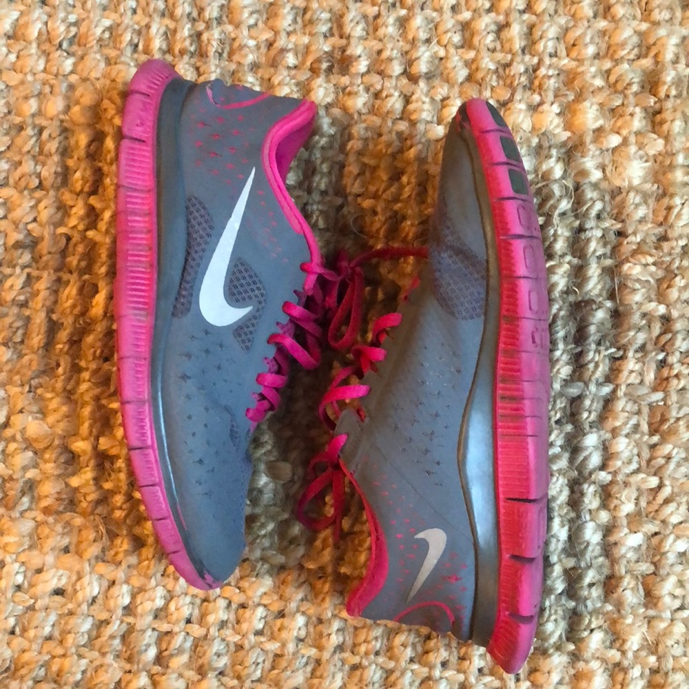 Pink & grey Nike Free